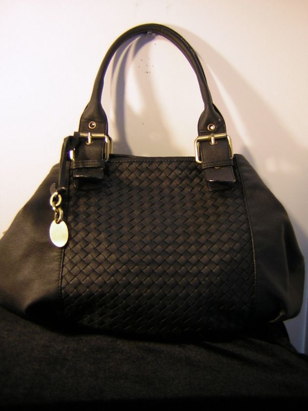 DAVID JONES BLACK LEATHER LIKE WOVEN HANDBAG  