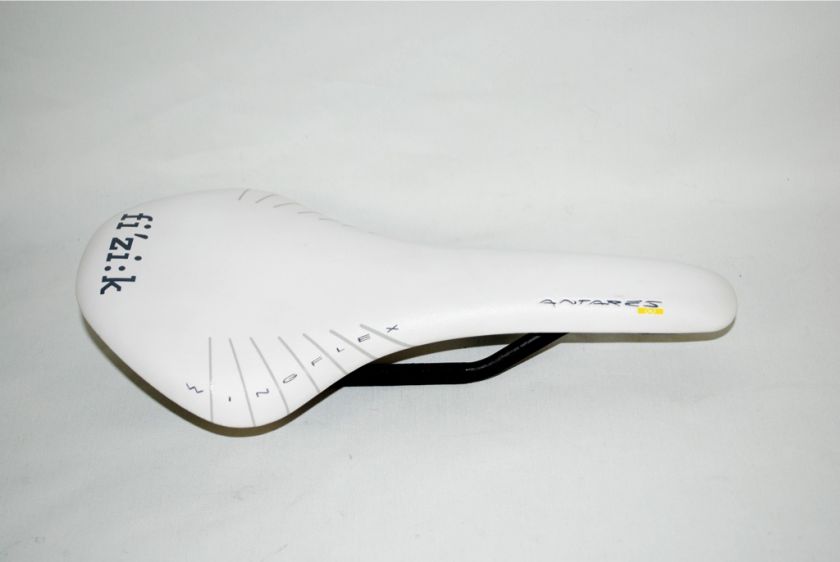 Fizik Antares 00 Carbon Braided Saddle  