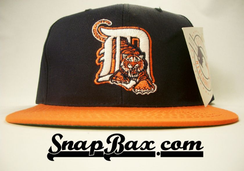   DS DETROIT TIGERS OLD ENGLISH D OUTDOOR CAP CO SNAPBACK HAT NWT EMINEM