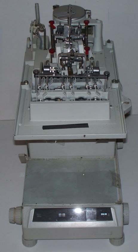 SARTORIUS 2743 ANALYTICAL LABORATORY BALANCE  