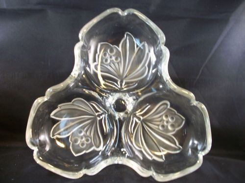 WALTHER? GLASS DISH/BOWL WITH 3 APARTMENTS FOR SNACKS  