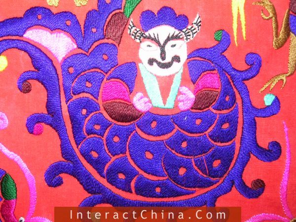 Aboriginal Ethnic Miao Ladies Silk Embroidery Artwork