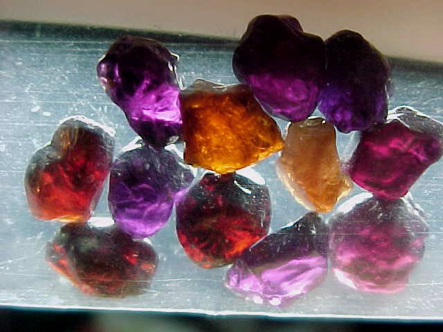 19ctw COLOR COLLECTION Arizona Chrome Pyrope Ant hill Garnet Faceting 