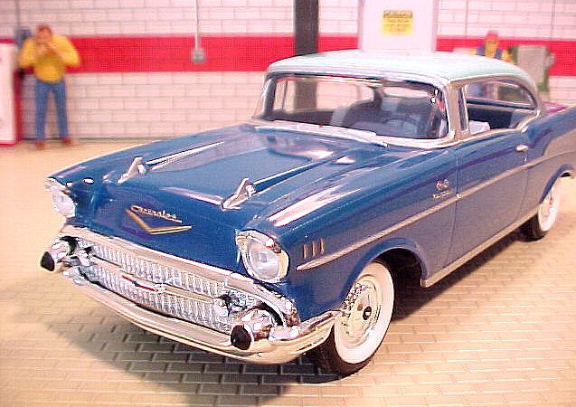 1957 Chevrolet BelAir Larkspur Blue/Harbor Blue 2DHT  