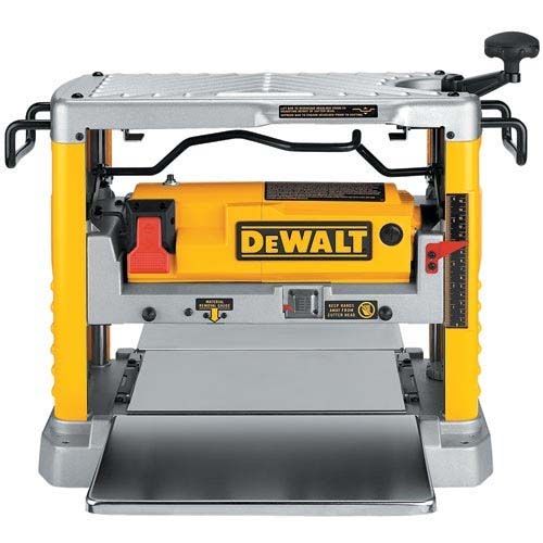 features powerful 15amp 10000rpm motor handles larger deeper cuts in