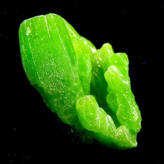 Pyromorphite Single Prism Crystal pygx2ie0240  