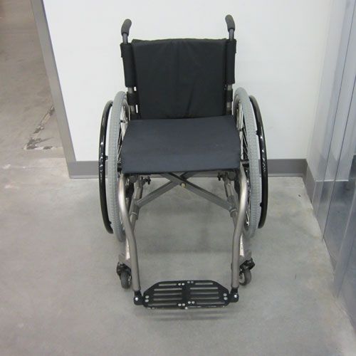 TiLite 16x16 Titanium TX Wheelchair SN 22680  