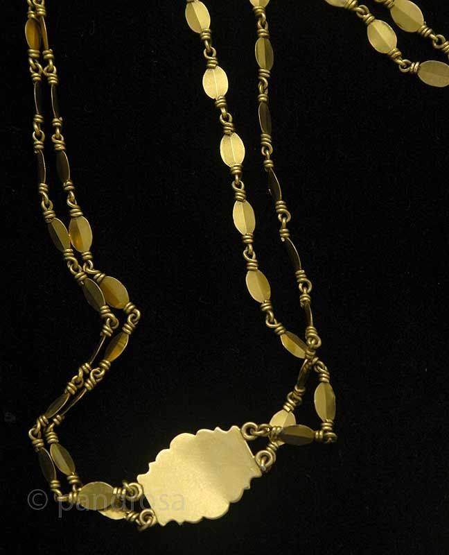   20K gold handmade necklace Tamil Nadu, South India 1900 approx.  