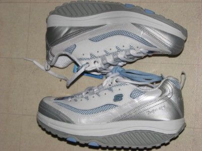   Ups Blue/Gray/White Designed To Burn More Calories NWOB $110  