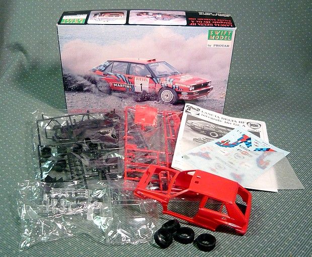 24 Lancia Delta HF GR A Rallye SanRemo 1989 model kit  