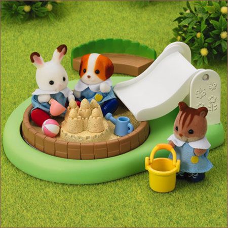 JP Sylvanian Families Children Sandbox & Pool Set S 42  