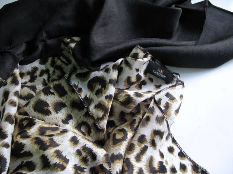 New Jim Thompson 100% silk Scarf/shoulder wrap   animal  