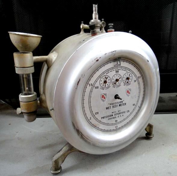 vintage PRECISION WET TEST METER old bulky  