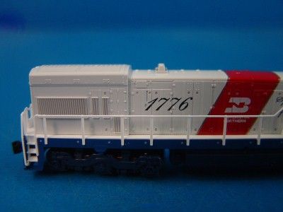 Kato N Scale U30C BN Bicentennial Model Train Locomotive Engine Diesel 