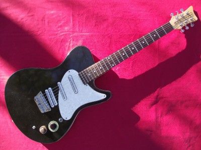 Danelectro Korean Mod 6,Black Metallic,Near Mint,Awesome Tones  