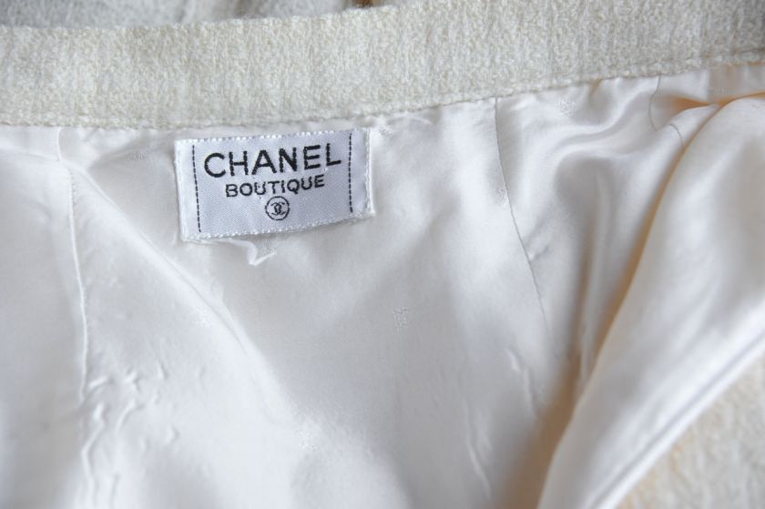 CHANEL BOUTIQUE Creamy Beige Wool Check Tweed Blazer/Jacket+Long Skirt 