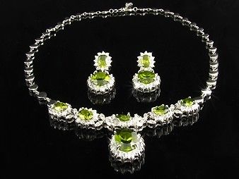 White Gold Plated Faux Green Peridot Necklace Earring Jewellery Gift 