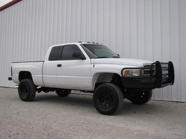 Dodge  Ram 2500 in Dodge   Motors