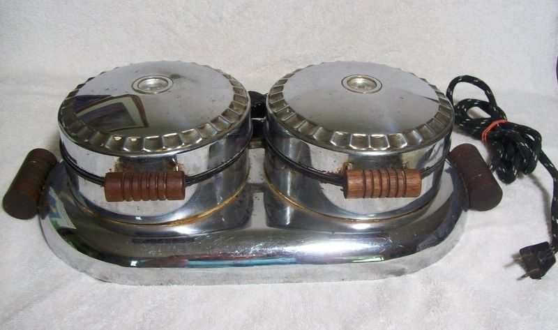 Vintage Double Waffle Iron (Montgomery Ward) Chrome  