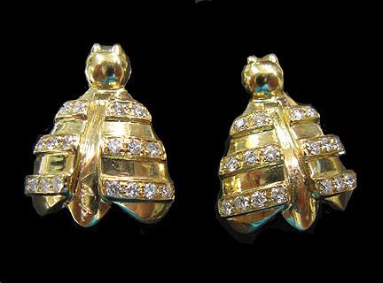 ESTATE BEE EARRINGS BUZZ WITH DIAMONDS IN 18K GOLD  