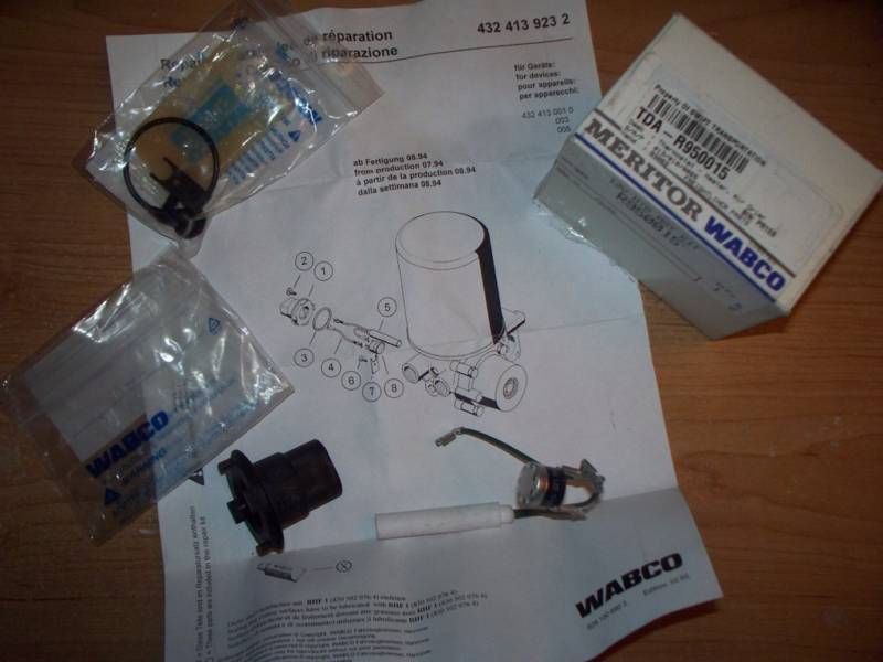 MERITOR Wabco 12V Heater Repair Kit TDA R950015 NIB  