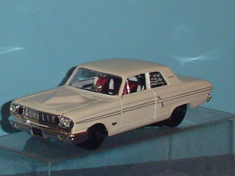 1964 FORD FAIRLANE 500 THUNDERBOLT CUSTOM 124 WHITE  