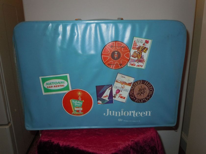   JUNIORTEEN VINYL CHILD JUNIOR TEEN SUITCASE OLD TOY DOLL CASE 1964