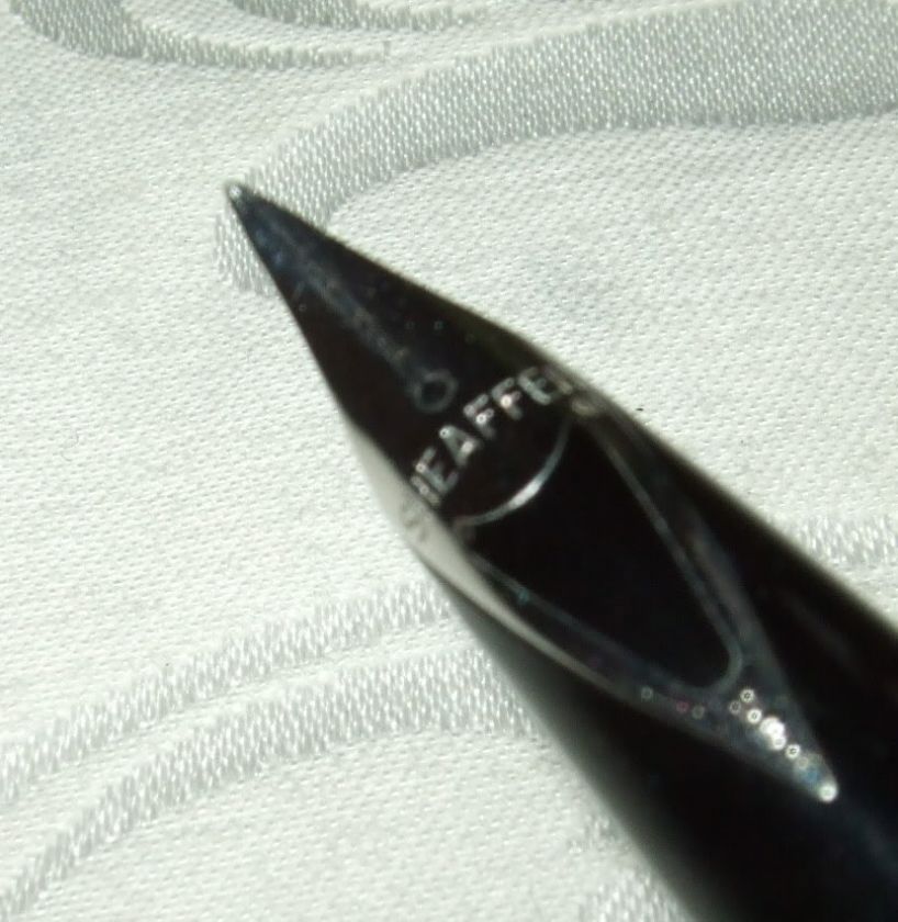 Vintage SHEAFFER IMPERIAL FOUNTAIN PEN.Black & Brushed Steel FINE Nib 