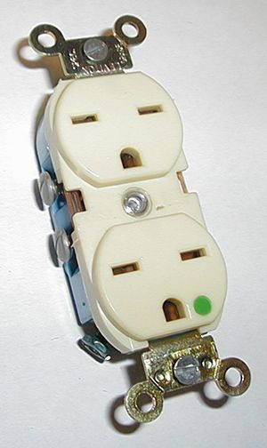 ENVÍO GRATUITO de HospGr del receptáculo de Leviton 5662 HGI 15A 