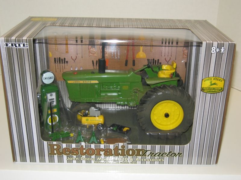 Up for sale is a 1/16 JOHN DEERE 4020 Restoration Set in the dusty 