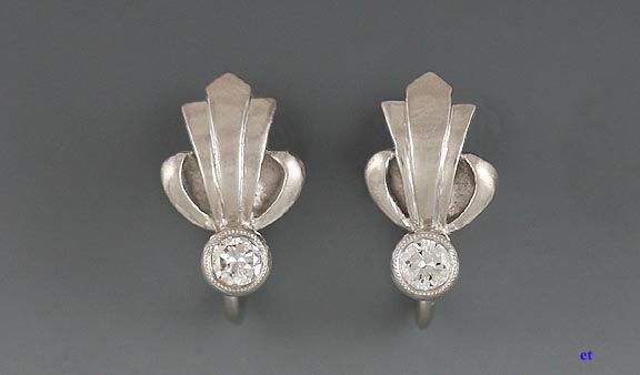 ELEGANT ART DECO PLATINUM, 14K GOLD & DIAMOND EARRINGS  