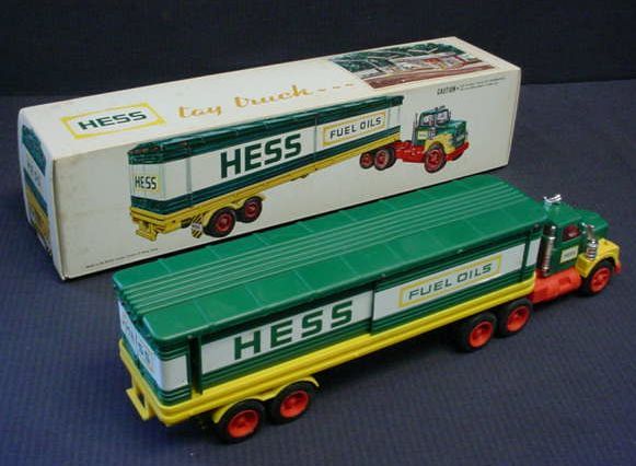 1977 HESS TOY TRUCK & TRAILER W/ BARRELS NMIB MUST SEE  